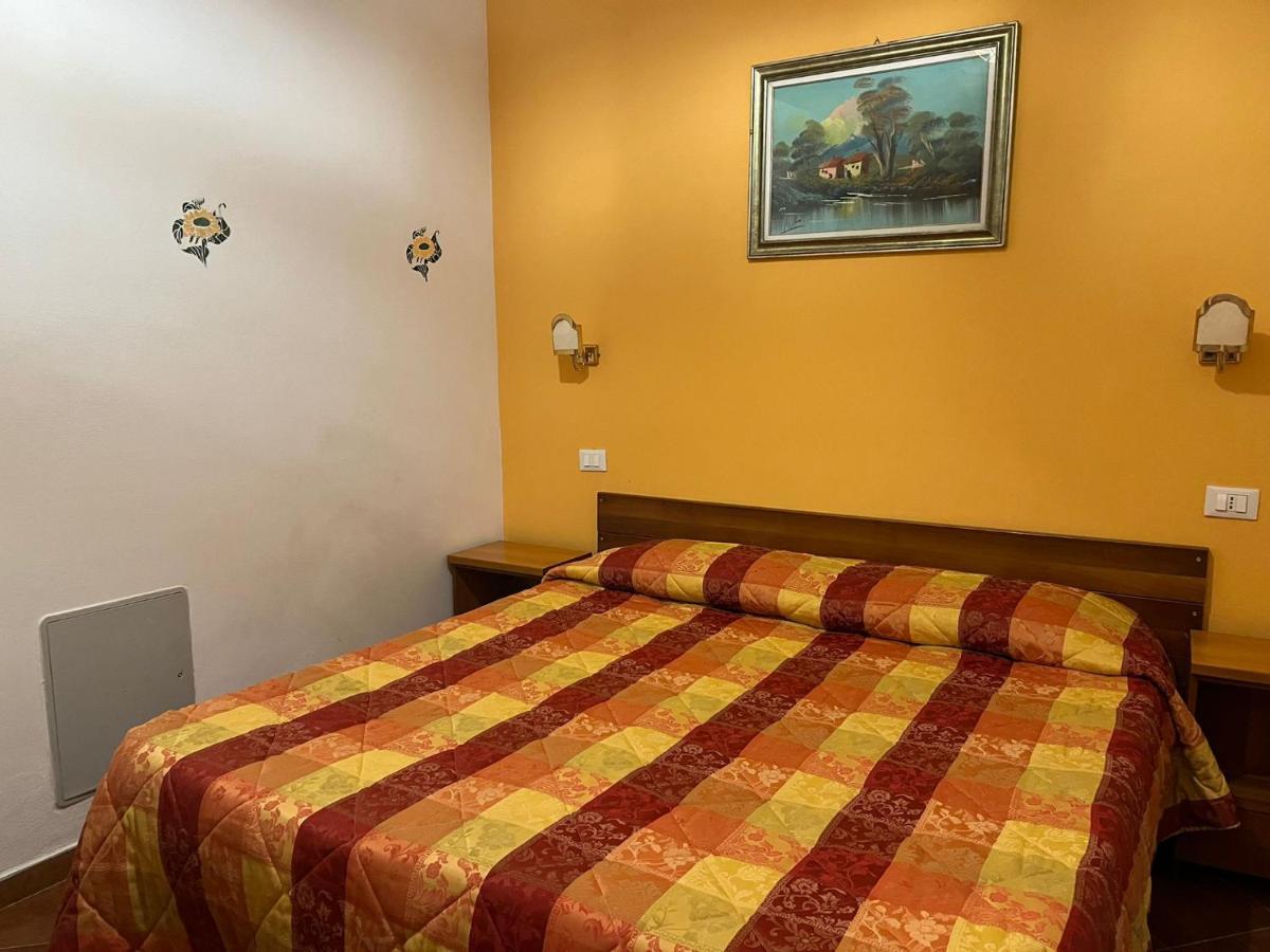 Agriturismo Le Mimose Imperia Ngoại thất bức ảnh